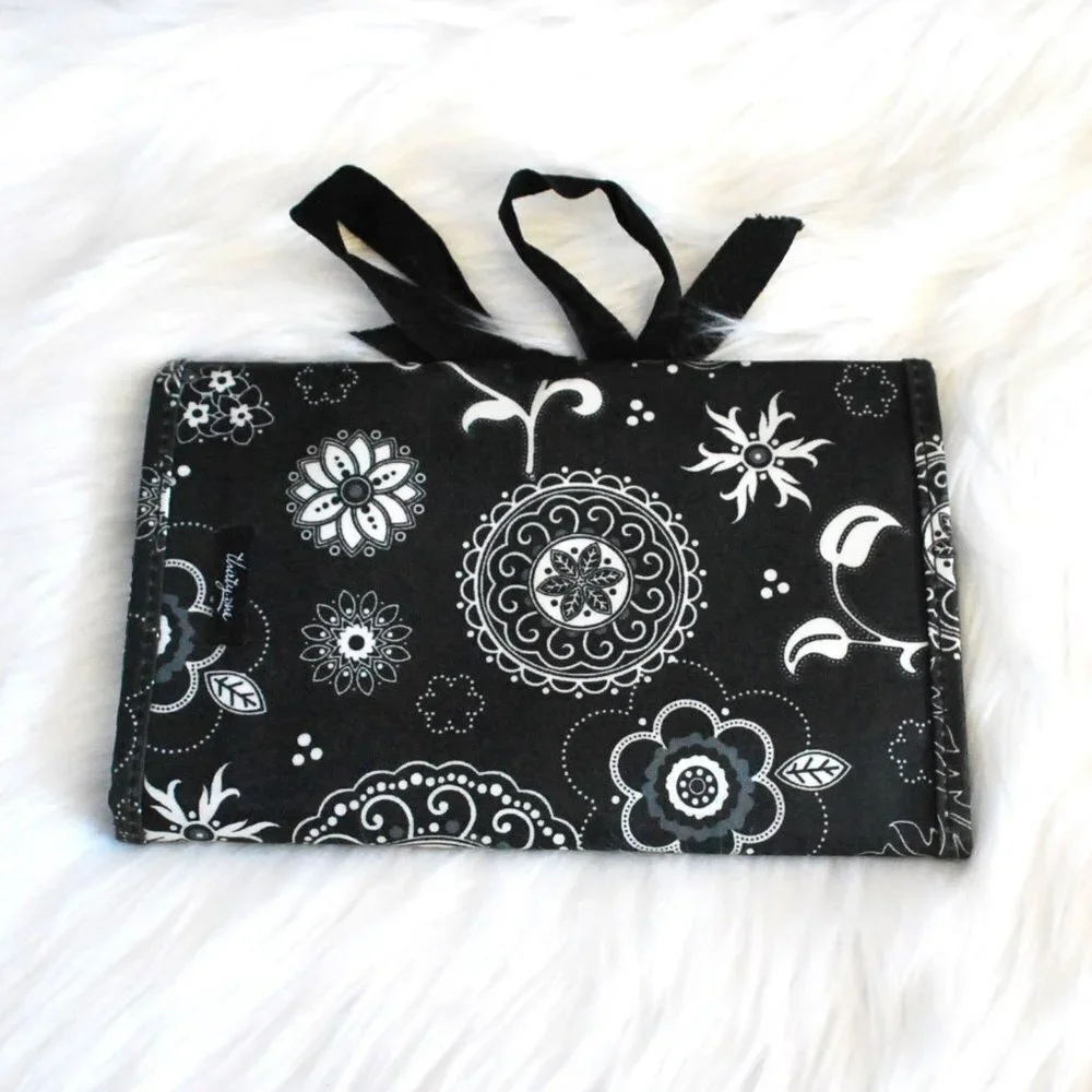 Thirty One Tri Fold Note Robbon Tie Pad Holder Black